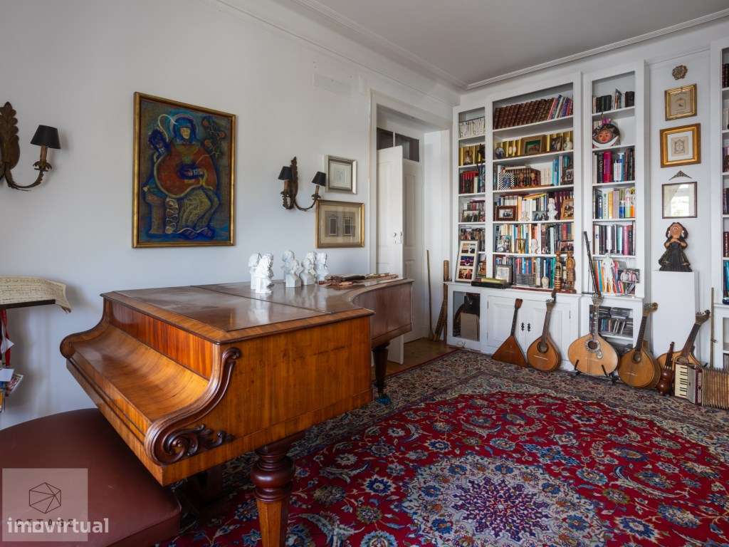 Moradia T8 com vista para Maranhão-1