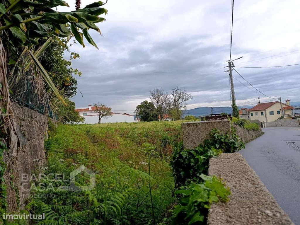 Terreno de construção em Carapeços - Barcelos - Grande imagem: 3/5