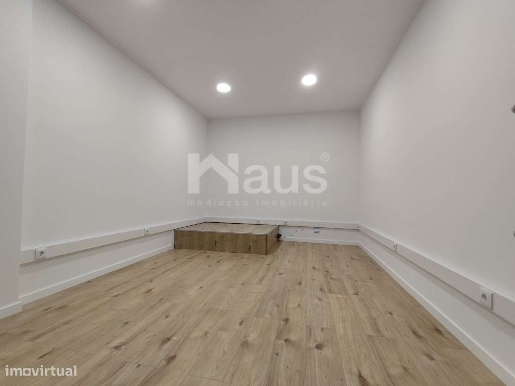 Loja totalmente remodelada com instalação para água - Grande imagem: 2/4