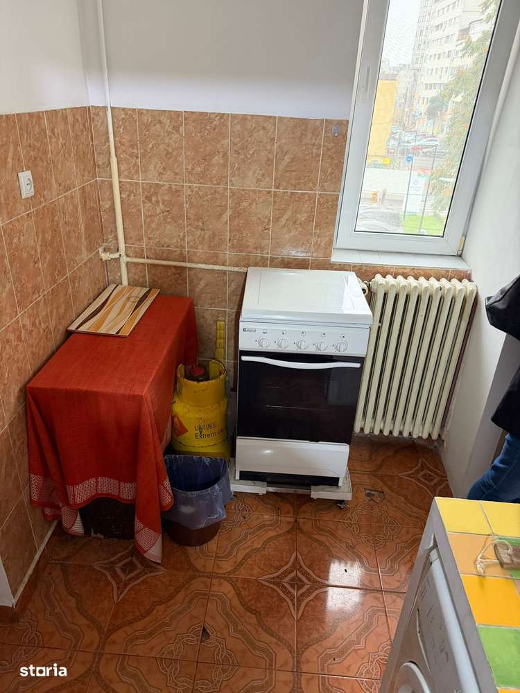 Vand Garsoniera comfort 2 pe strada Nicu Ene-3