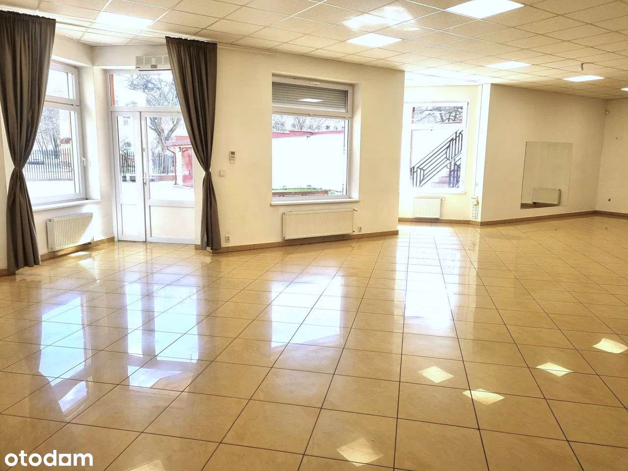 Lokal 151 m², parter, na biuro / usługi, teren ogrodzony, parking - Pełny obrazek: 5/9