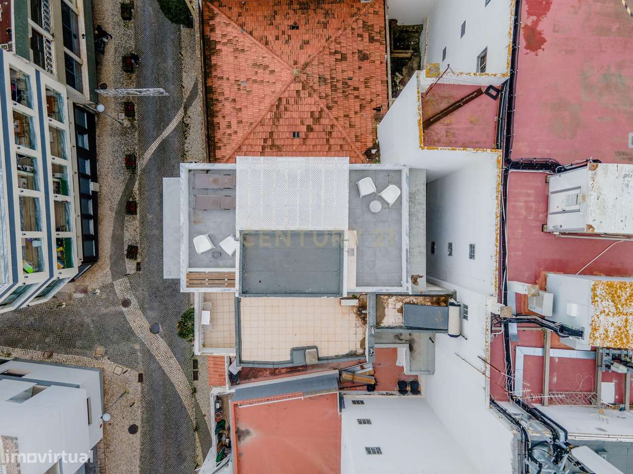 T0/Estúdio no centro de Portimão, E se o seu dinheiro começasse finalm-17