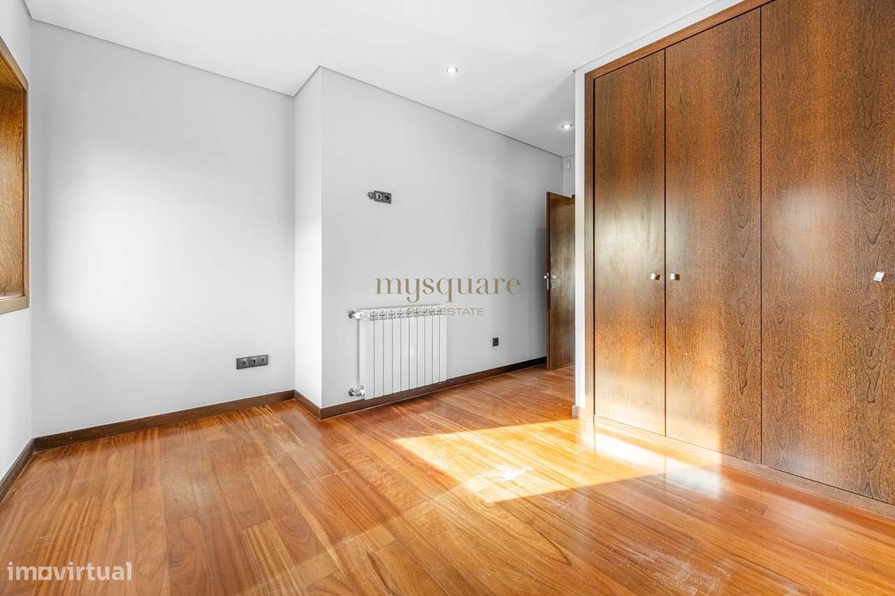 Moradia T4 Venda em Mafamude e Vilar do Paraíso,Vila Nova de Gaia-30