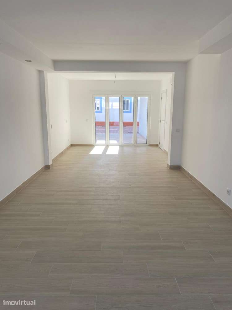 Condomínio Pés na Água T0 e T1 Duplex, na Praia da Lota, Algarve-18