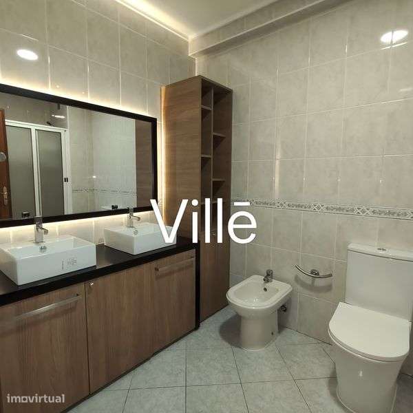 T2 com garagem e varandas - Grande imagem: 5/11