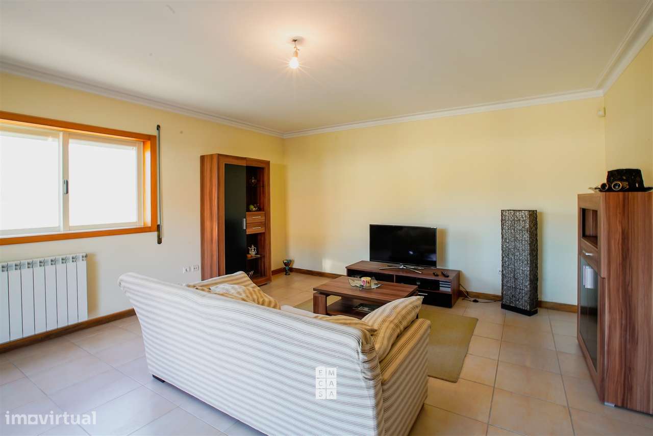 Moradia Isolada T3 Venda em Loureiro,Oliveira de Azeméis - Grande imagem: 5/60