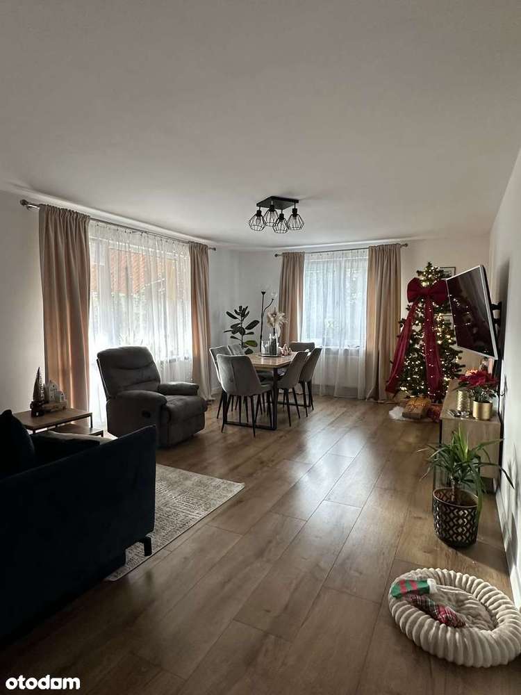 Przestronny dom z garażem w spokojnej okolicy - Pełny obrazek: 5/20