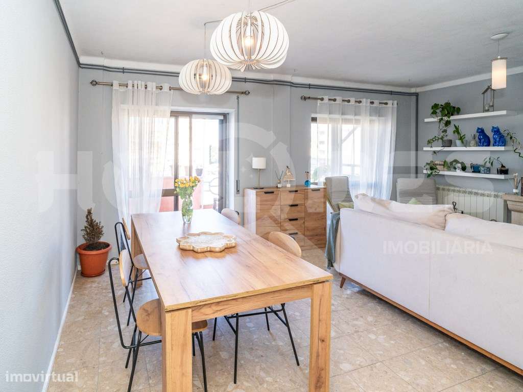 T3 + Sótão | Abadias | Terraço | Boas Áreas | Luminosidade-25