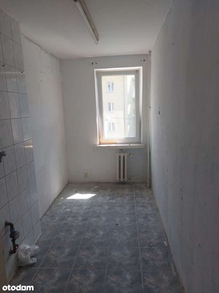 Słoneczne trzy pokojowe mieszkanie na drugim piętrze-2