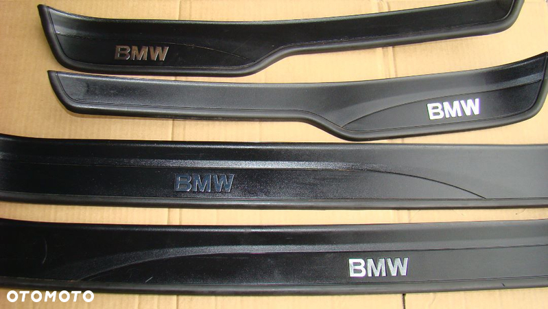 BMW E90 E91 LISTWY PROGOWE NAKŁADKI  WEWNĘTRZNE KOMPLET 7172298 7060280 7172295 7060285 - 2
