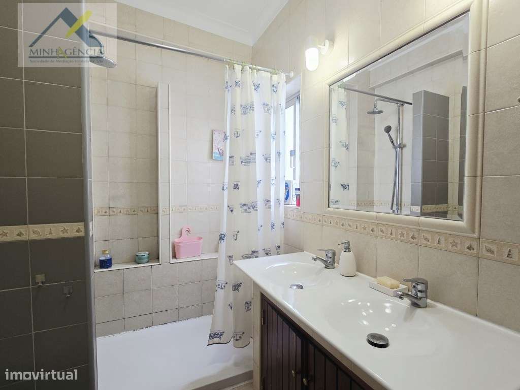 Apartamento T3 junto ao Alegro em Setúbal-12
