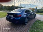 BMW Seria 3 330i Luxury Line sport - 6