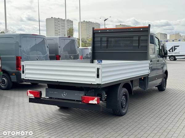 Mercedes-Benz Sprinter - 7