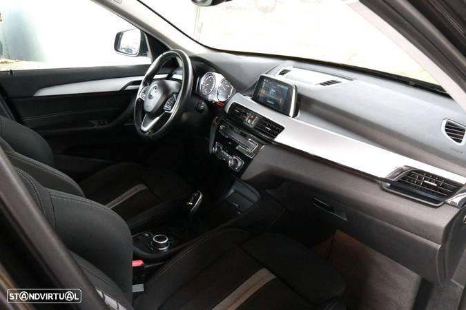 BMW X1 16 d sDrive Auto Line Sport - 35