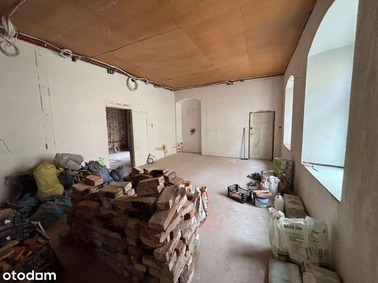 Lokal z potencjałem w sercu miasta – Rawicz, Rynek - Pełny obrazek: 5/11