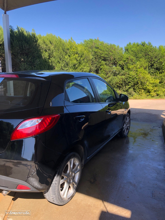 Mazda 2 1.3 MZR Exclusive - 6