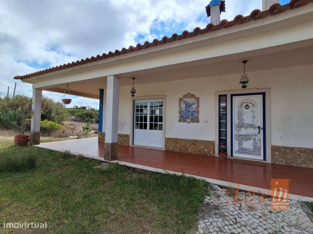 Moradia Independente T4 com Sótão, Garagem para 10 Viaturas e Terre... - Grande imagem: 5/55