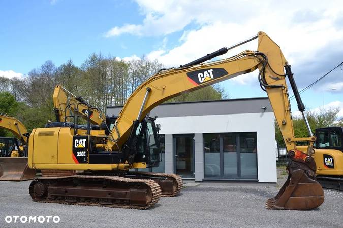 Caterpillar 320 E - 10