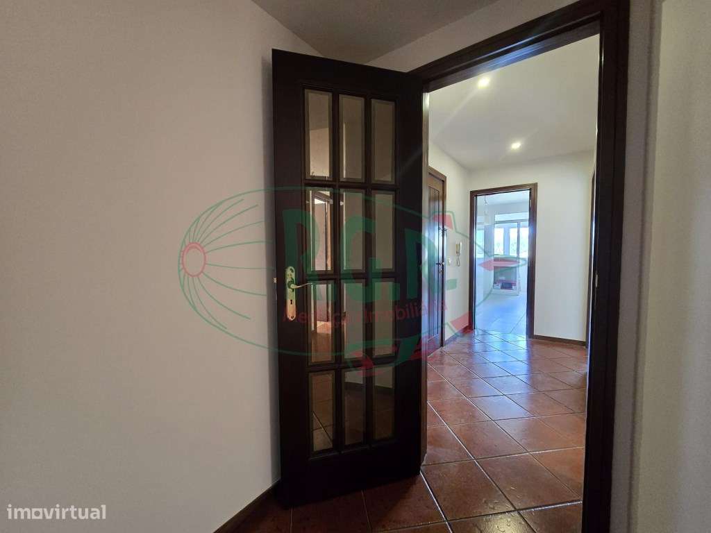 T2 C/ Lg Garagem e Arrúmos - Próximo Metyis-21