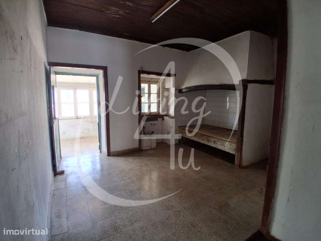 Moradia T5 em Aljubarrota-10