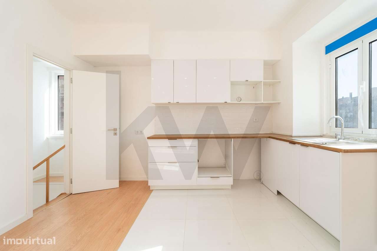 Andar moradia T3 duplex totalmente renovado com terreno privativo - Sa - Grande imagem: 4/33