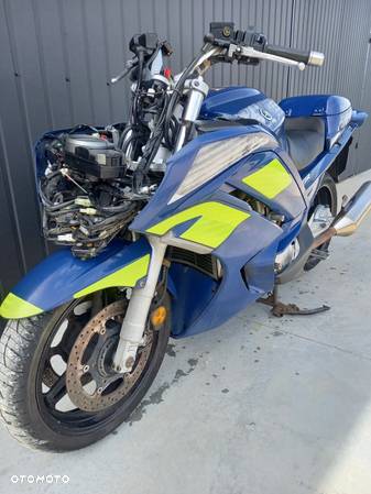 Yamaha FJR - 21