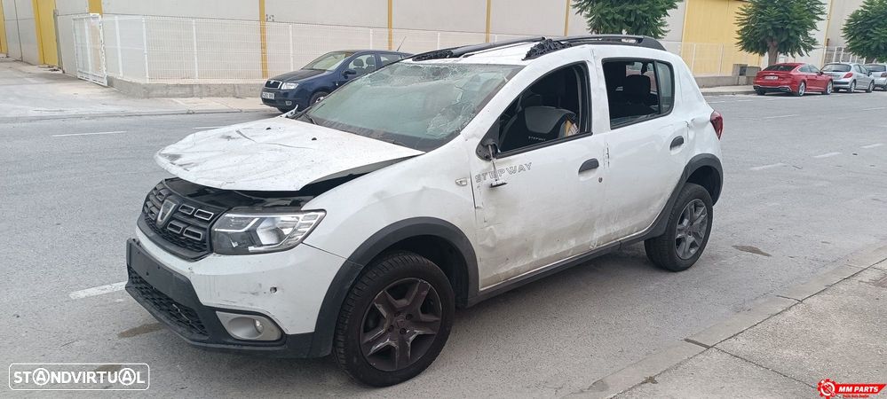 FORRA DA PORTA FRENTE DIREITA DACIA SANDERO II - 1