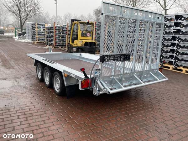 Martz Przyczepa do przewozu sprzętu budowlanego Martz Bau 350x160 3500kg 3 osie pod koparke koparka walec MOTOMUS od ręki - 2