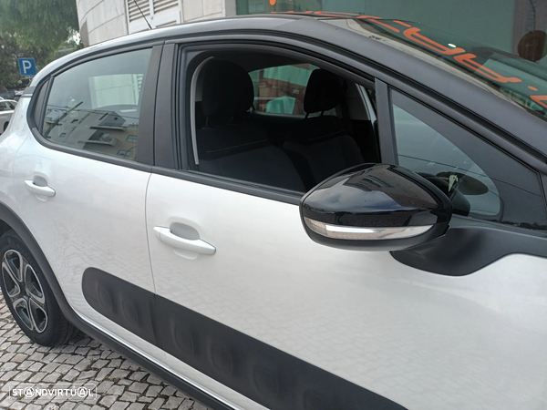 Citroën C3 1.2 PureTech Shine - 48