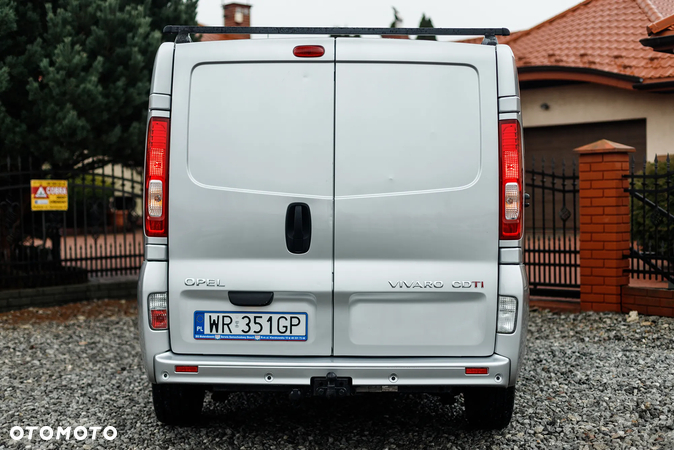 Opel Vivaro - 12