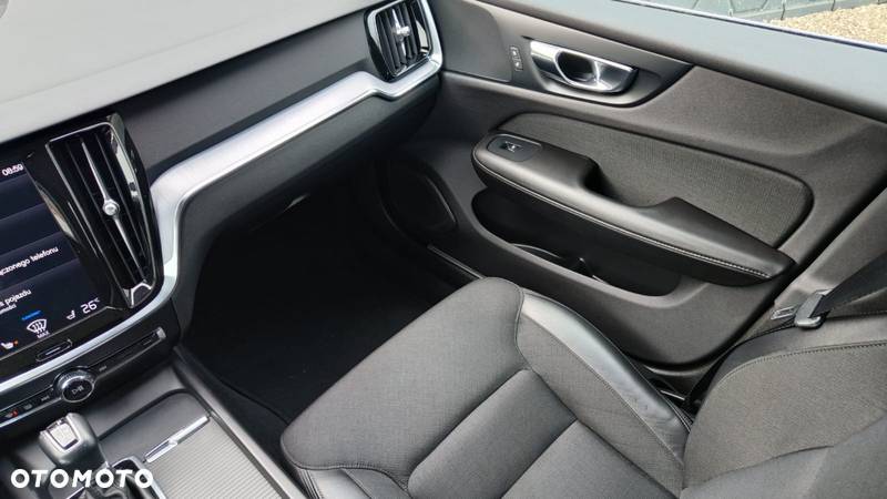 Volvo V60 D3 Geartronic Momentum - 22