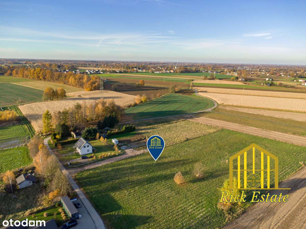 1077 m² | Działka budowlana | Media w drodze-4