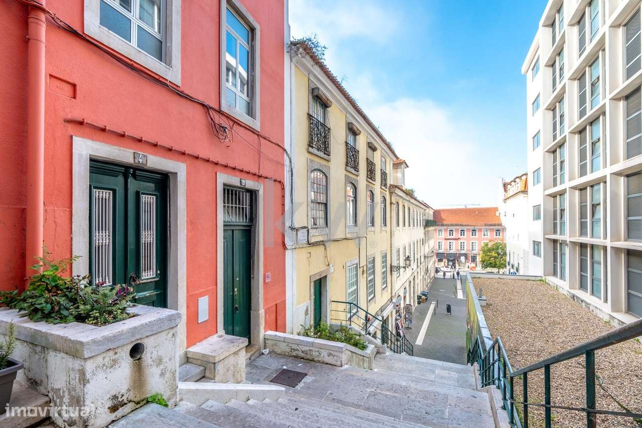 APARTAMENTO T2 NA ENCOSTA DO CASTELO COM VISTA DE RIO E CIDADE - Grande imagem: 3/29