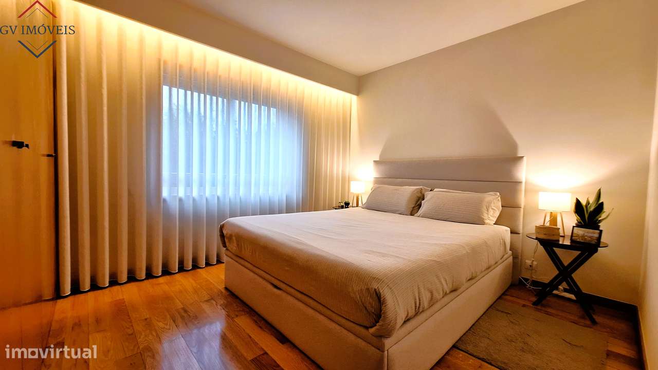 Excelente T1+1  Rua John Whitehead-19