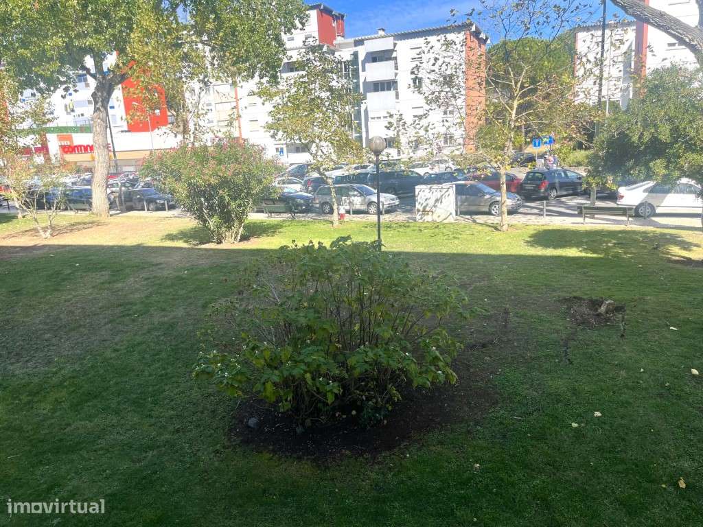 Apartamento T2 Remodelado no Coração de Oeiras - Conforto, Estilo e...-10