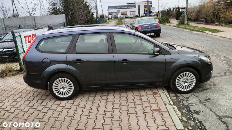 Ford Focus 2.0 TDCi DPF Titanium - 25