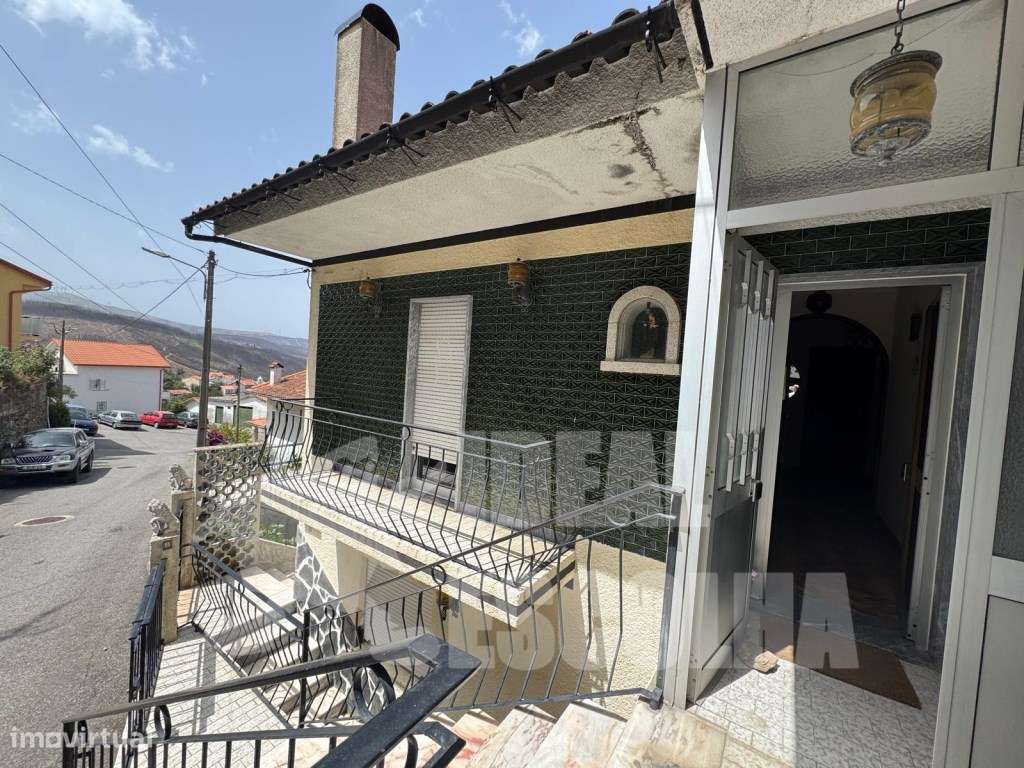 MORADIA A VENDA EM VILA NA SERRA DA ESTRELA-22