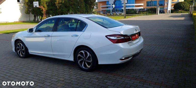 Honda Accord - 11