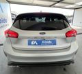 Ford Focus 1.5 EcoBoost S&S Aut. ST-LINE - 7