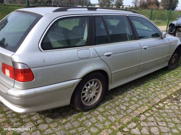 BMW 520D touring ás peças - 4