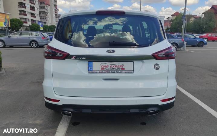 Ford S-Max 2.0 TDCi Titanium - 9