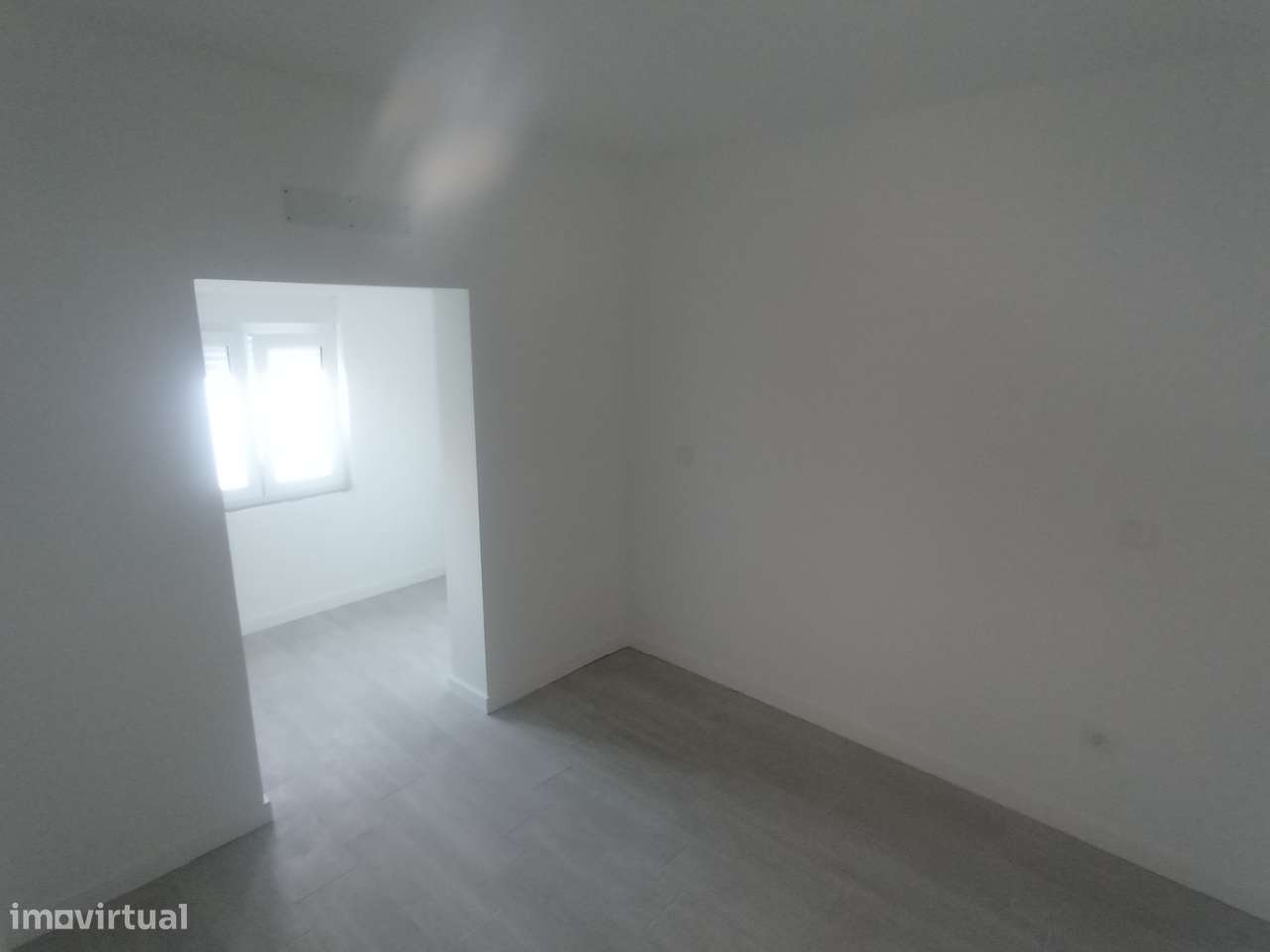 Moradia Geminada T2 para Aluguer - Grande imagem: 4/10