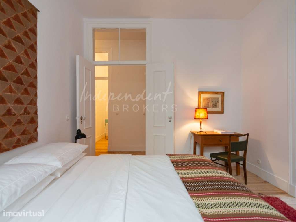 APARTAMENTO T2 COM MUITO CHARME-19