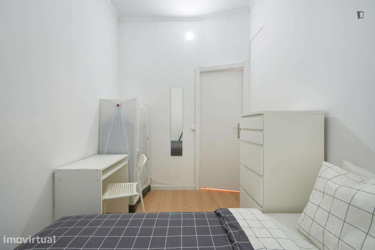 Quarto - localizado em Entrecampos Lisbon - Grande imagem: 2/9
