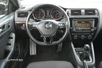 Volkswagen Jetta 2.0 TDI Comfortline - 14