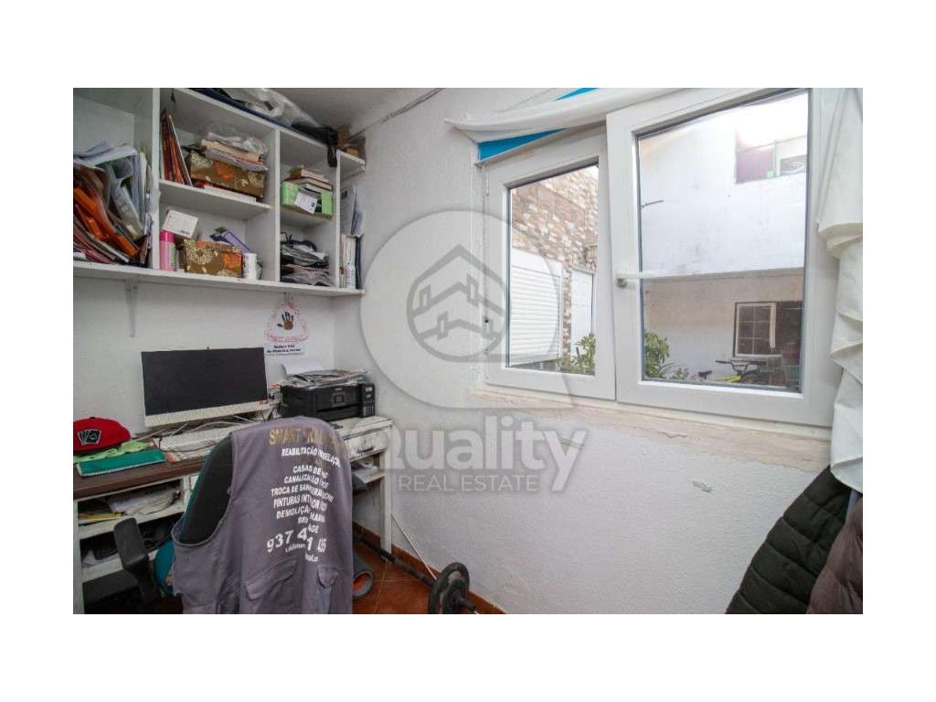 Moradia em Banda T2 em Alhos Vedros - Grande imagem: 5/39