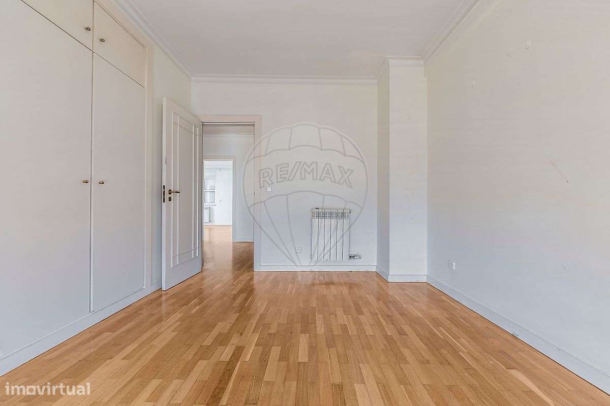 Apartamento T4 para venda-33