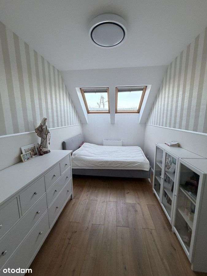 3 Pok 57m2 + Strych! Przy Lesie! Rumia-4