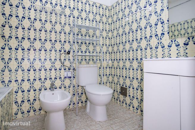 Apartamento T1+1 em Amadora com Elevador-11