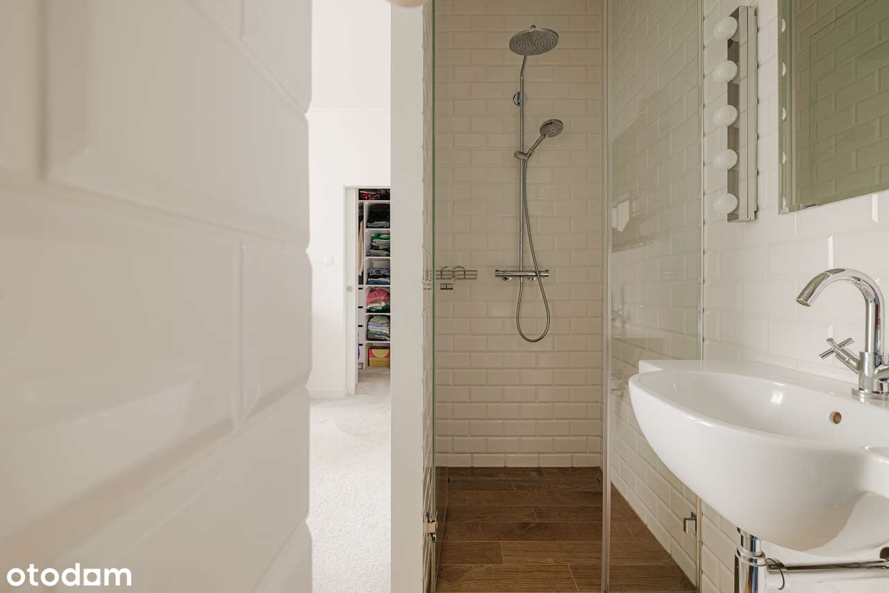 Cudowny dom w standardzie premium tuż przy granicy Wrocławia-10